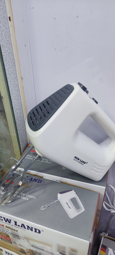 همزن دستی نیولند سیاه مدل NL-2571
