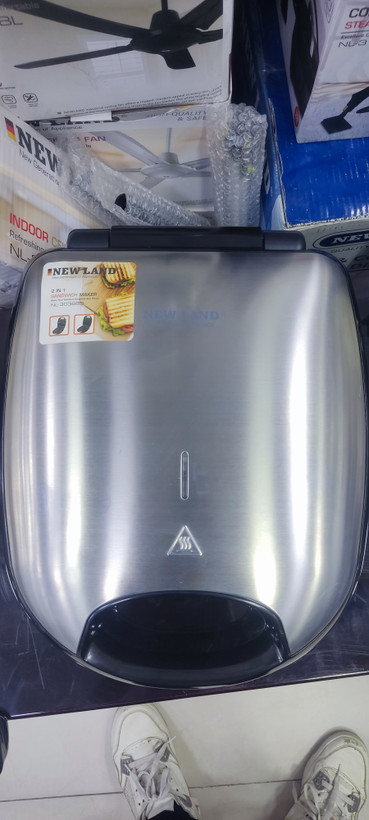 ساندویچ میکر نیولند دوکاره استیل مدل NL-3038